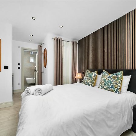 Nine Elms Modern Studio Apartments London Eksteriør billede