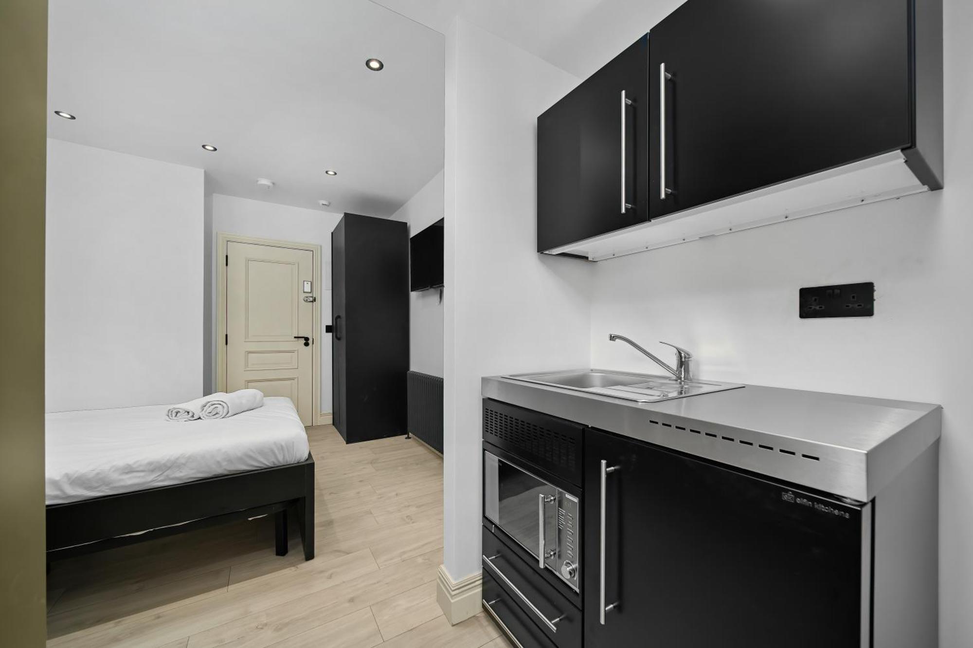 Nine Elms Modern Studio Apartments London Eksteriør billede