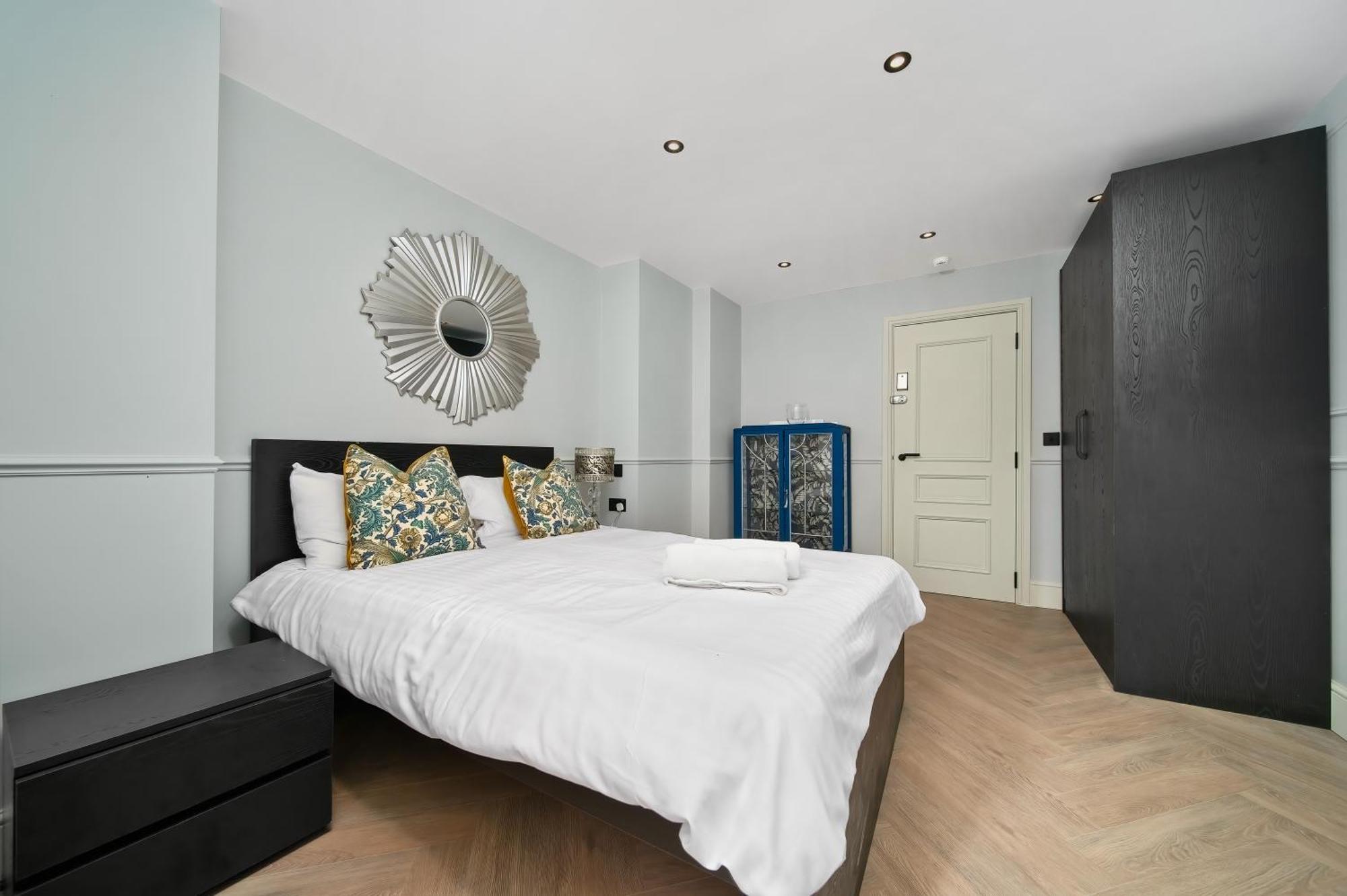 Nine Elms Modern Studio Apartments London Eksteriør billede