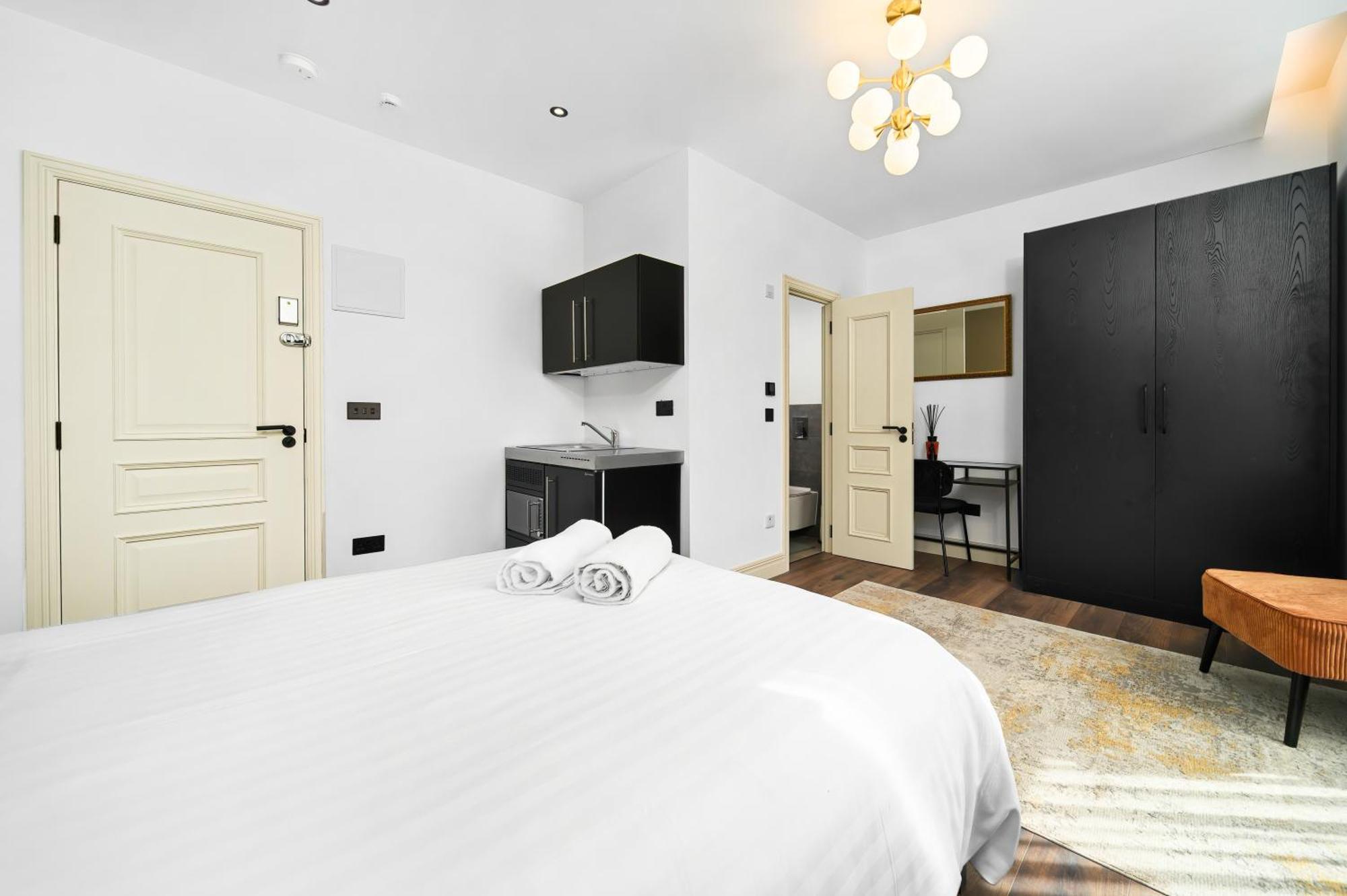 Nine Elms Modern Studio Apartments London Eksteriør billede