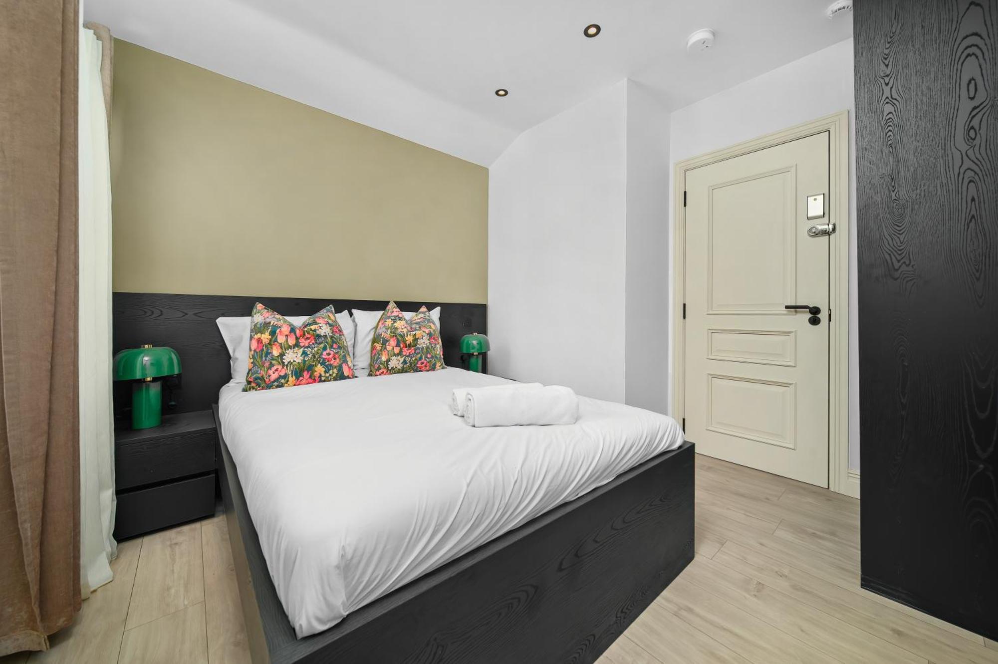 Nine Elms Modern Studio Apartments London Eksteriør billede