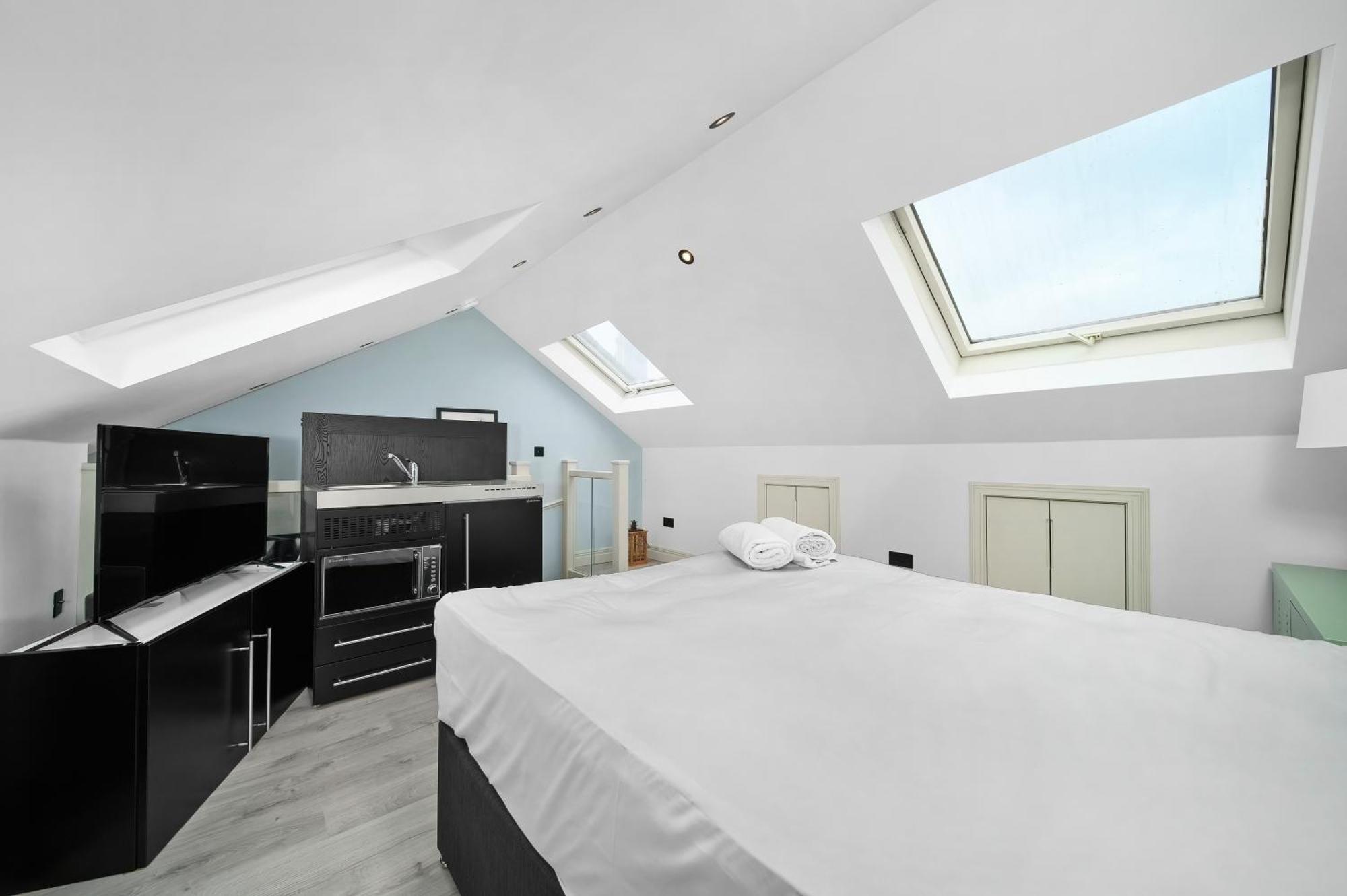 Nine Elms Modern Studio Apartments London Eksteriør billede